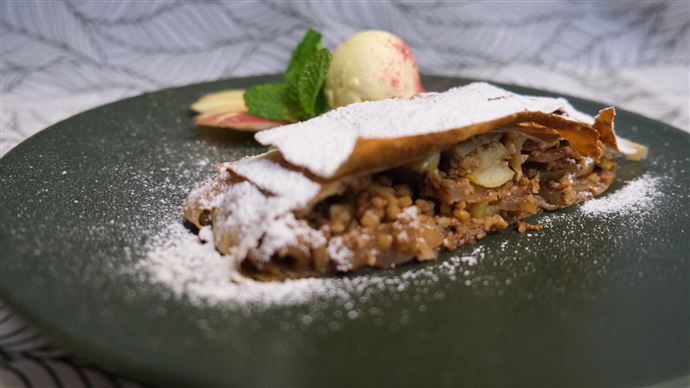 Apfelstrudel