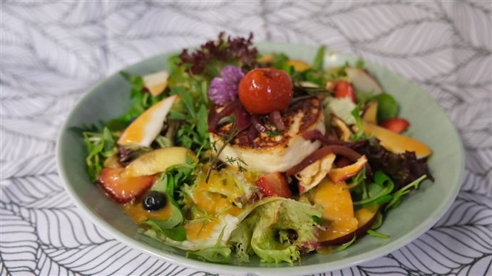 Salat mit Ziegenkäse
