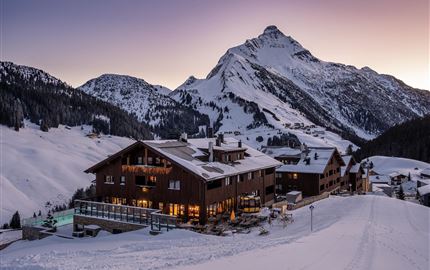 AlpenParks Hotel & Apartment Arlberg