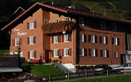 Haus Huber im Sommer