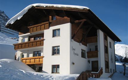 haus_theodul82_warth_am_arlberg