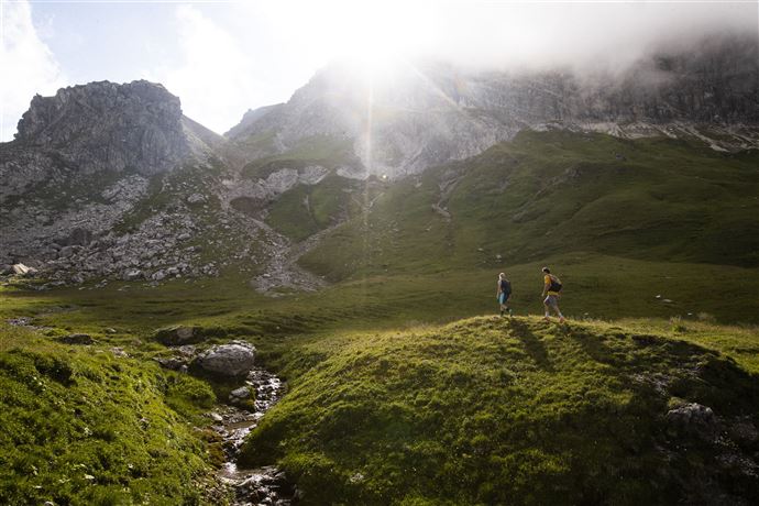 Aufstieg in Richtung Mohnenfluh-Sattel