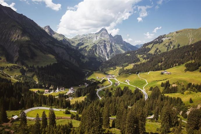 Blick nach Schröcken von Neßlegg zum Körbersee