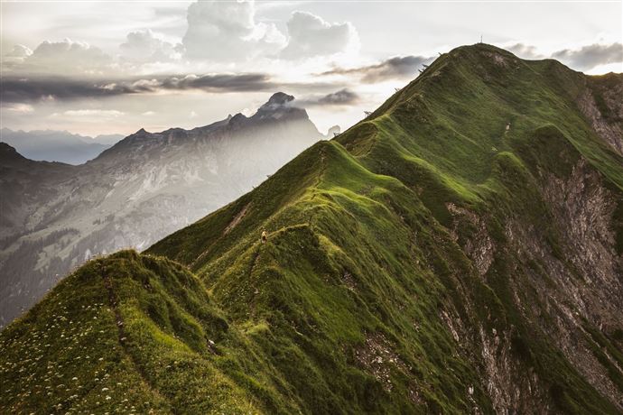 Gratwanderung zum Gipfel der Höferspitze