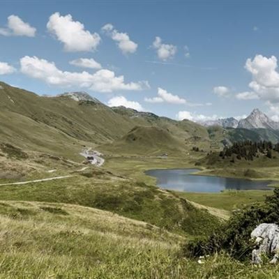 Hochtannbergpass mit Kalbelesee und Simmel