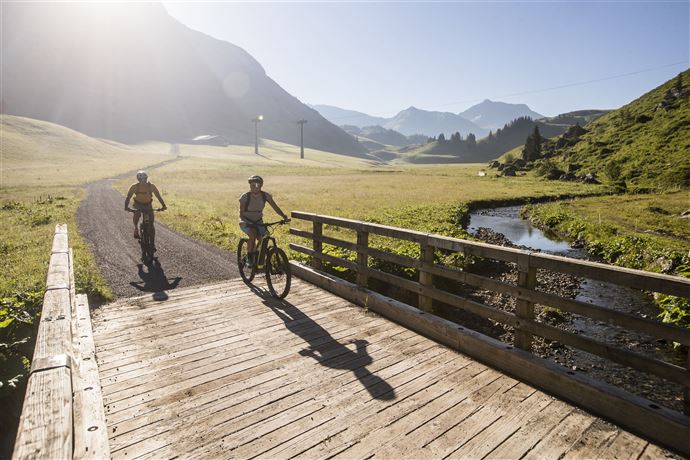 Mit dem Bike von Schröcken durchs Auenfeld